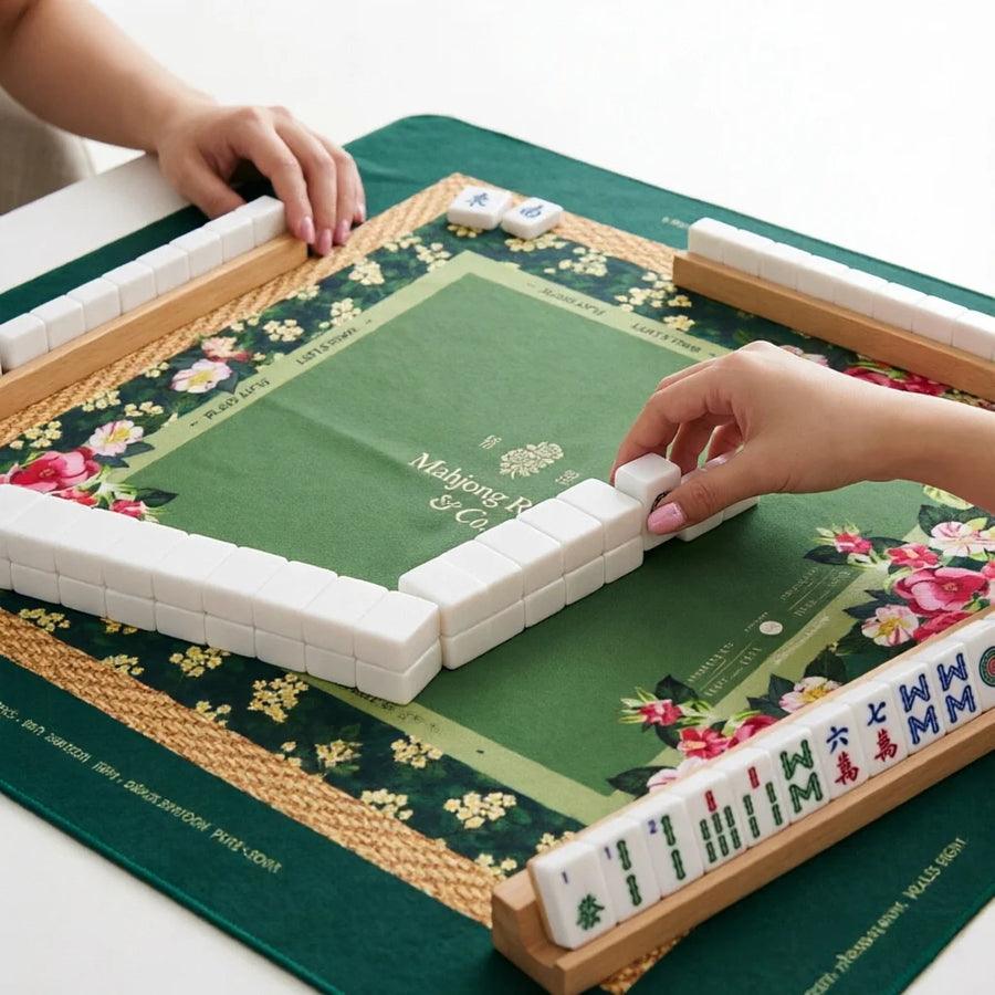 Mahjong Mat with Compact Storage Bag, Roll-Up Rubber Surface, Waterproof, Portable, view 3