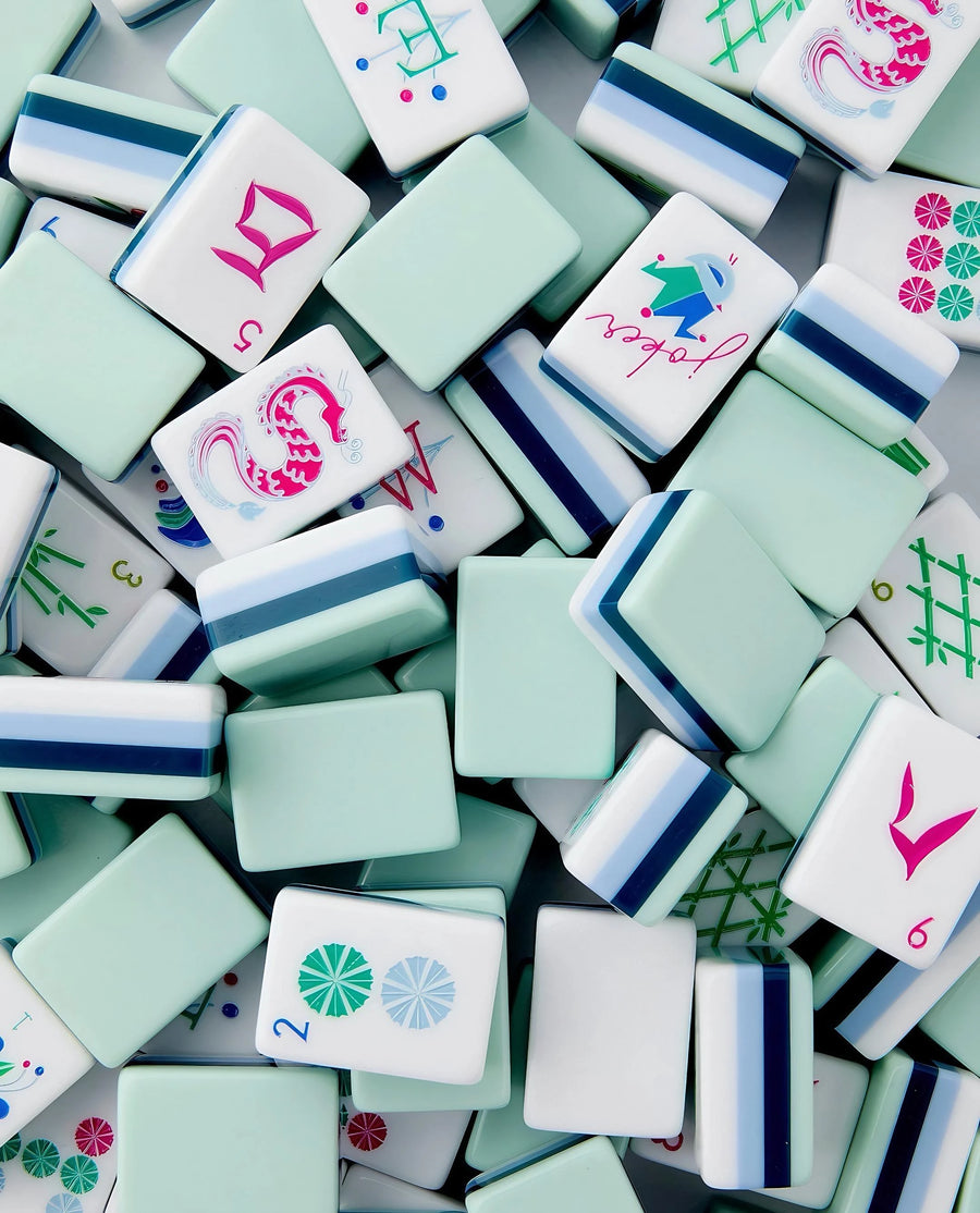 American Mahjong Set, 160 Carved Acrylic Tiles with Case, Baby Purple