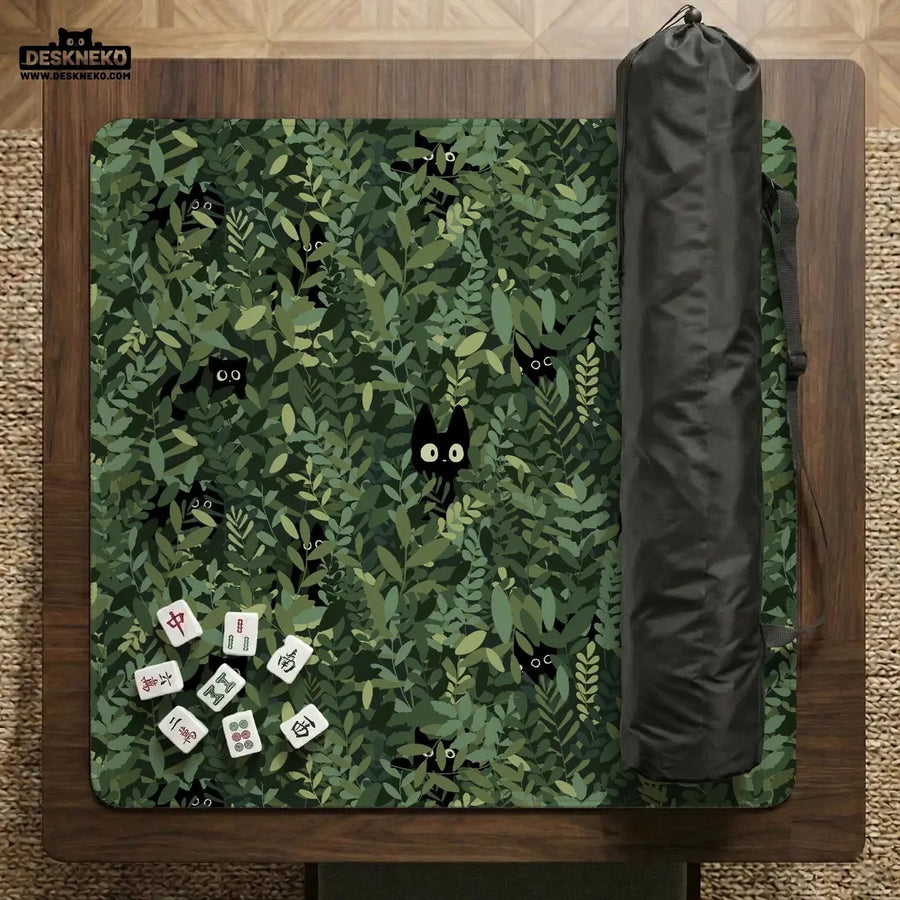 American Mahjong Mat with Carry Bag, Neoprene, Non-Slip, Noise Reducing, Black and Gold Crane and Peony