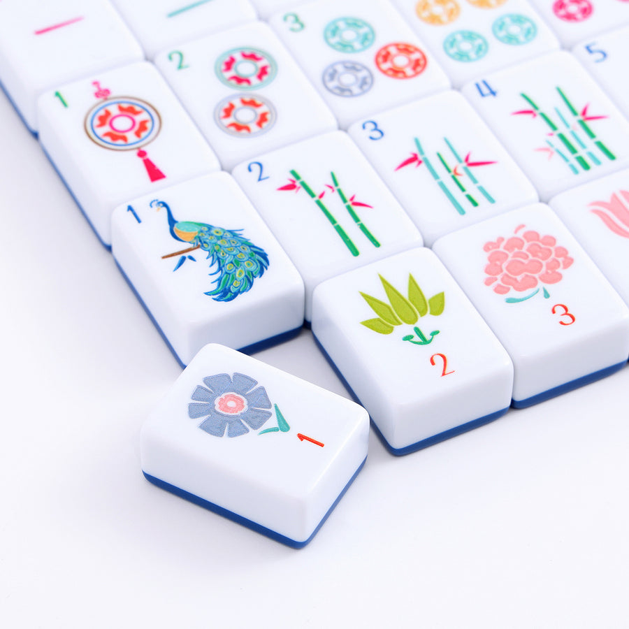 American Mahjong Set, 160 Layered Melamine Tiles, Blue Chinese Knot Design